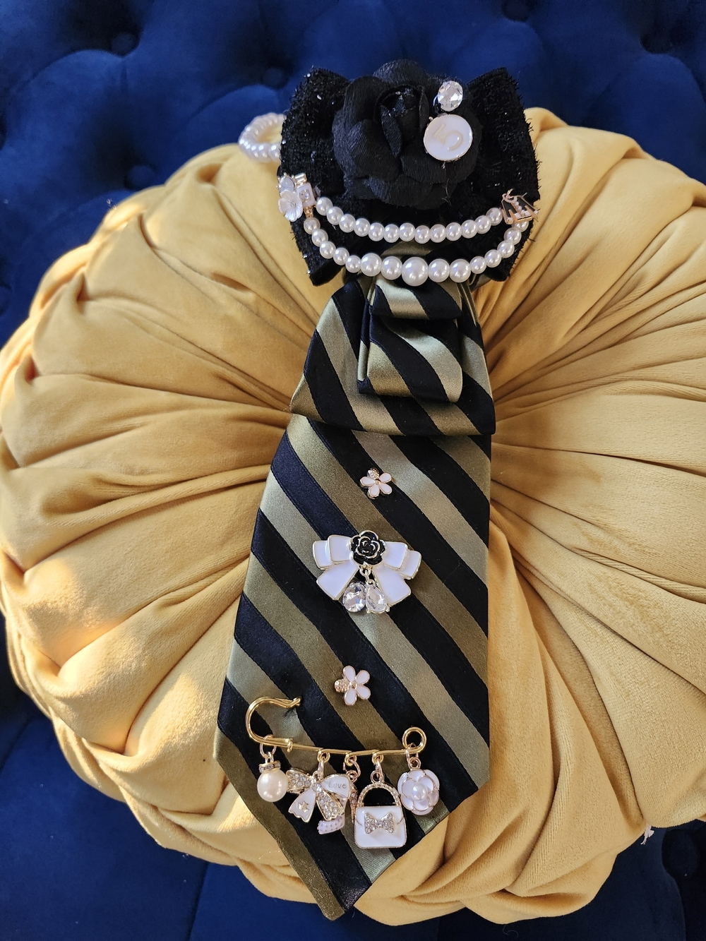 Black and Olive Striped Decorative Necktie Brooch Set